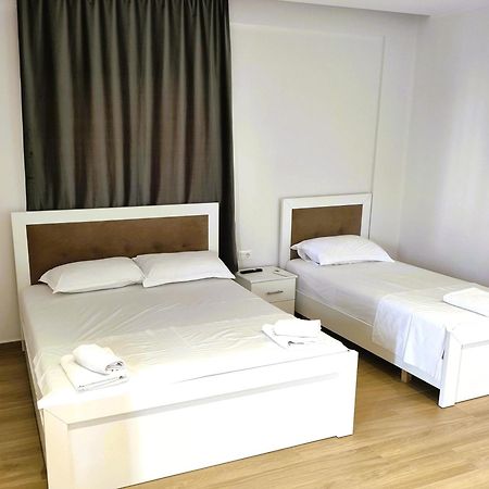 Hola Rooms Ksamil Exterior foto