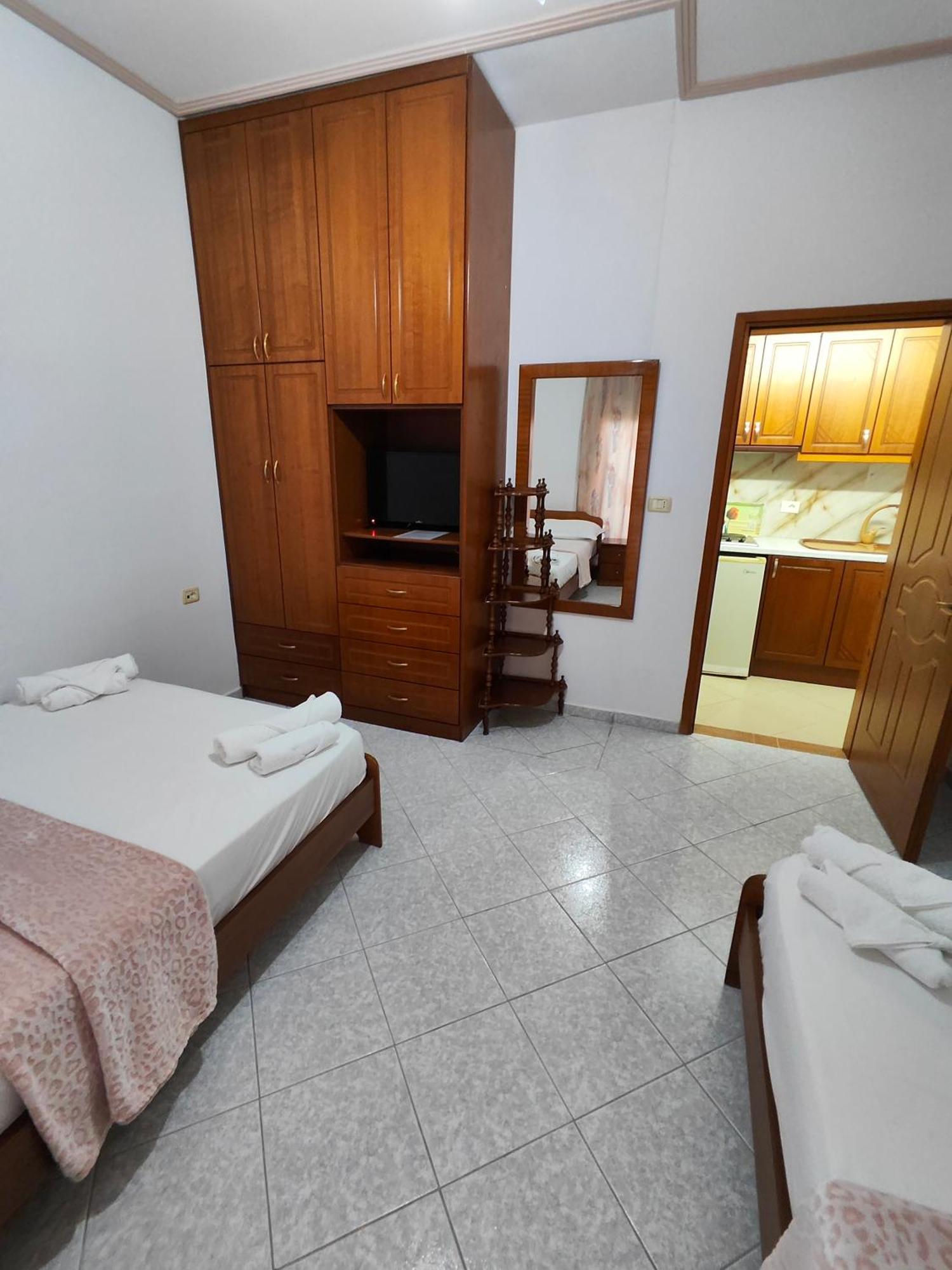Hola Rooms Ksamil Exterior foto