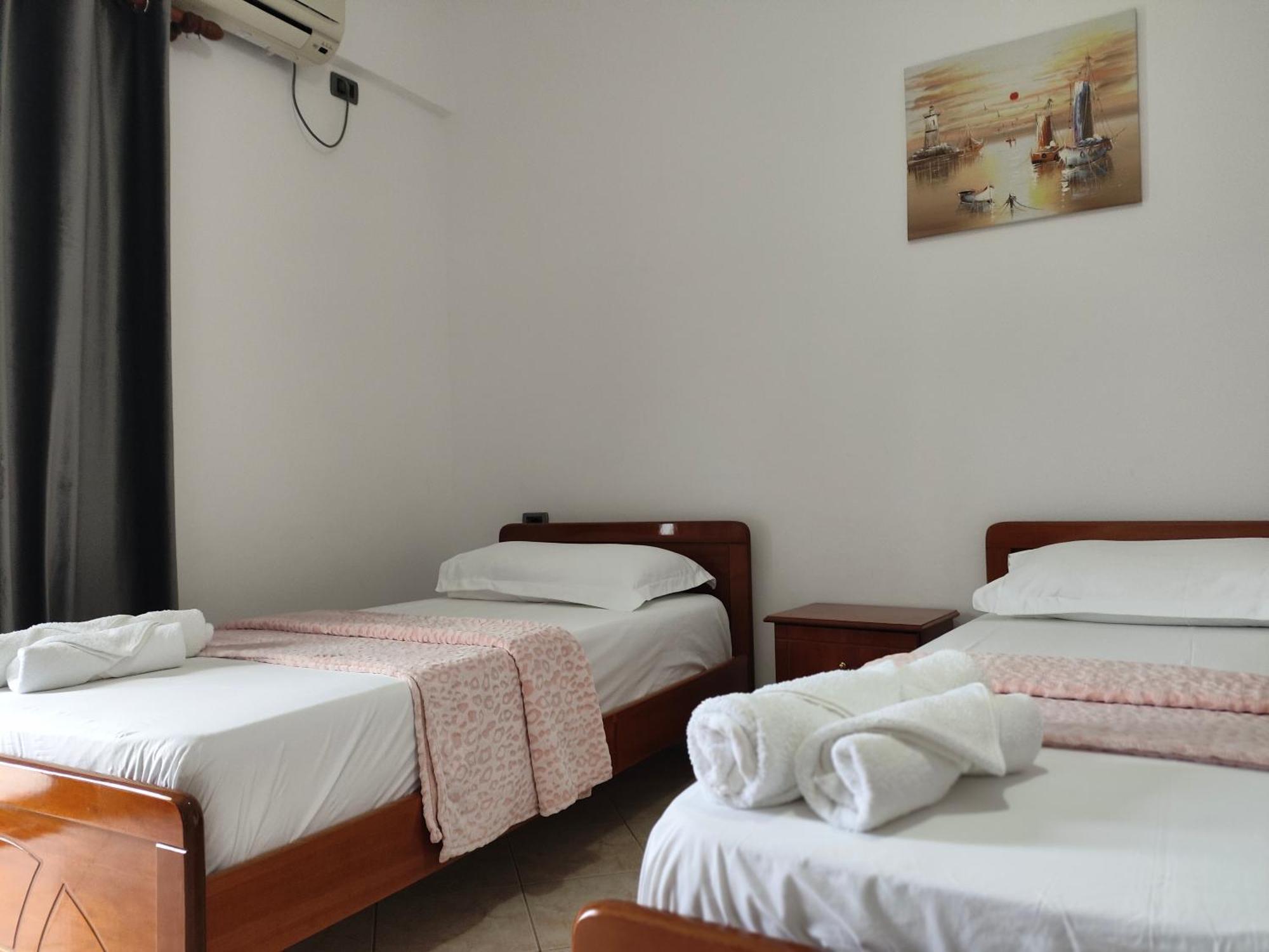 Hola Rooms Ksamil Exterior foto