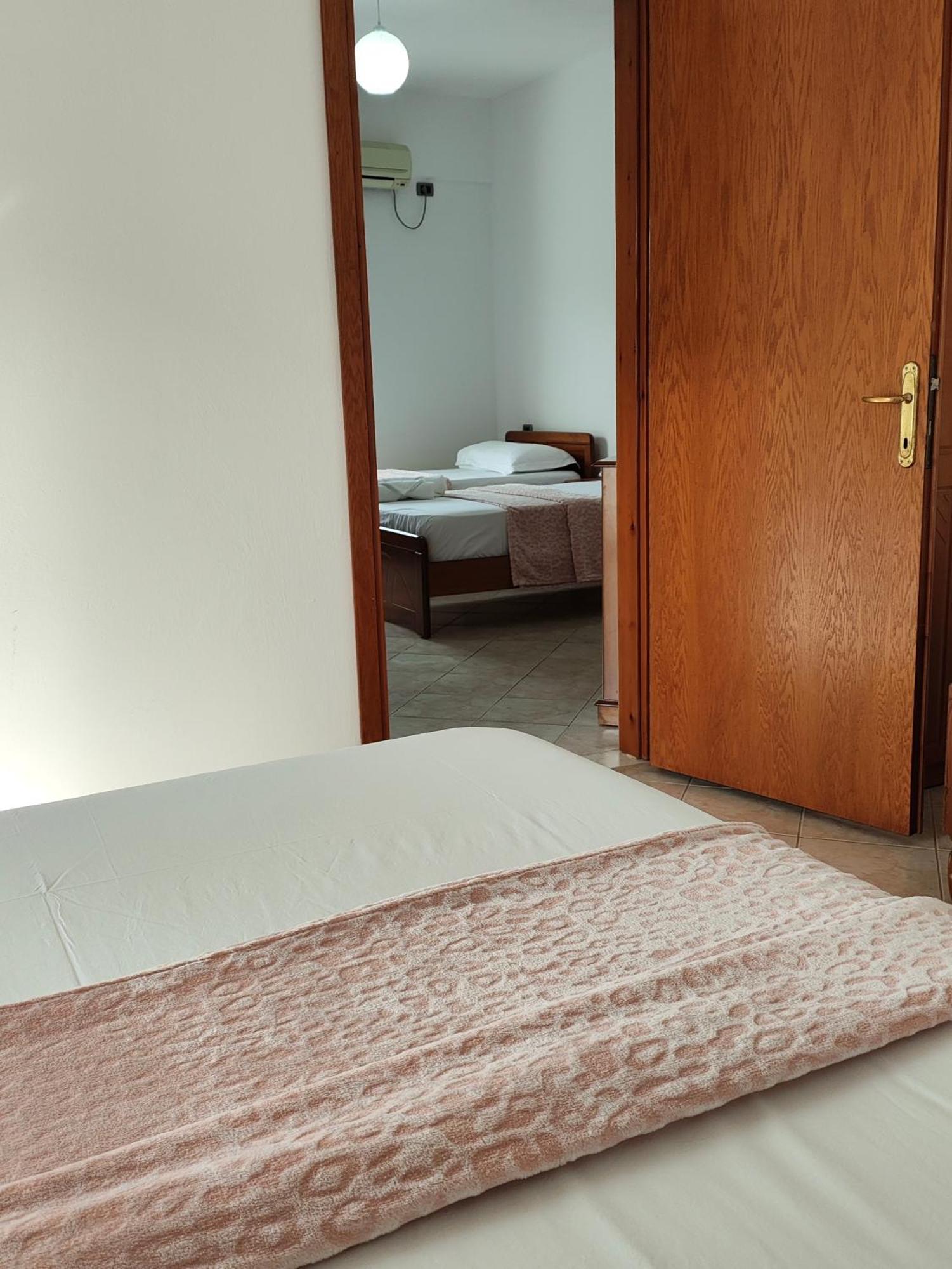 Hola Rooms Ksamil Exterior foto