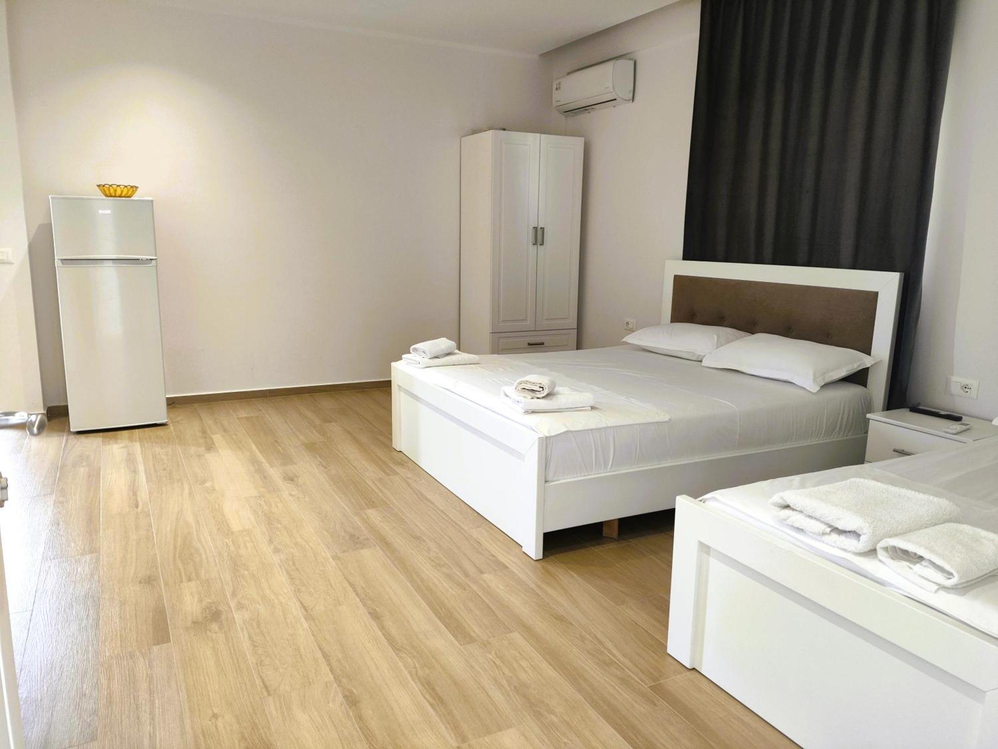 Hola Rooms Ksamil Exterior foto