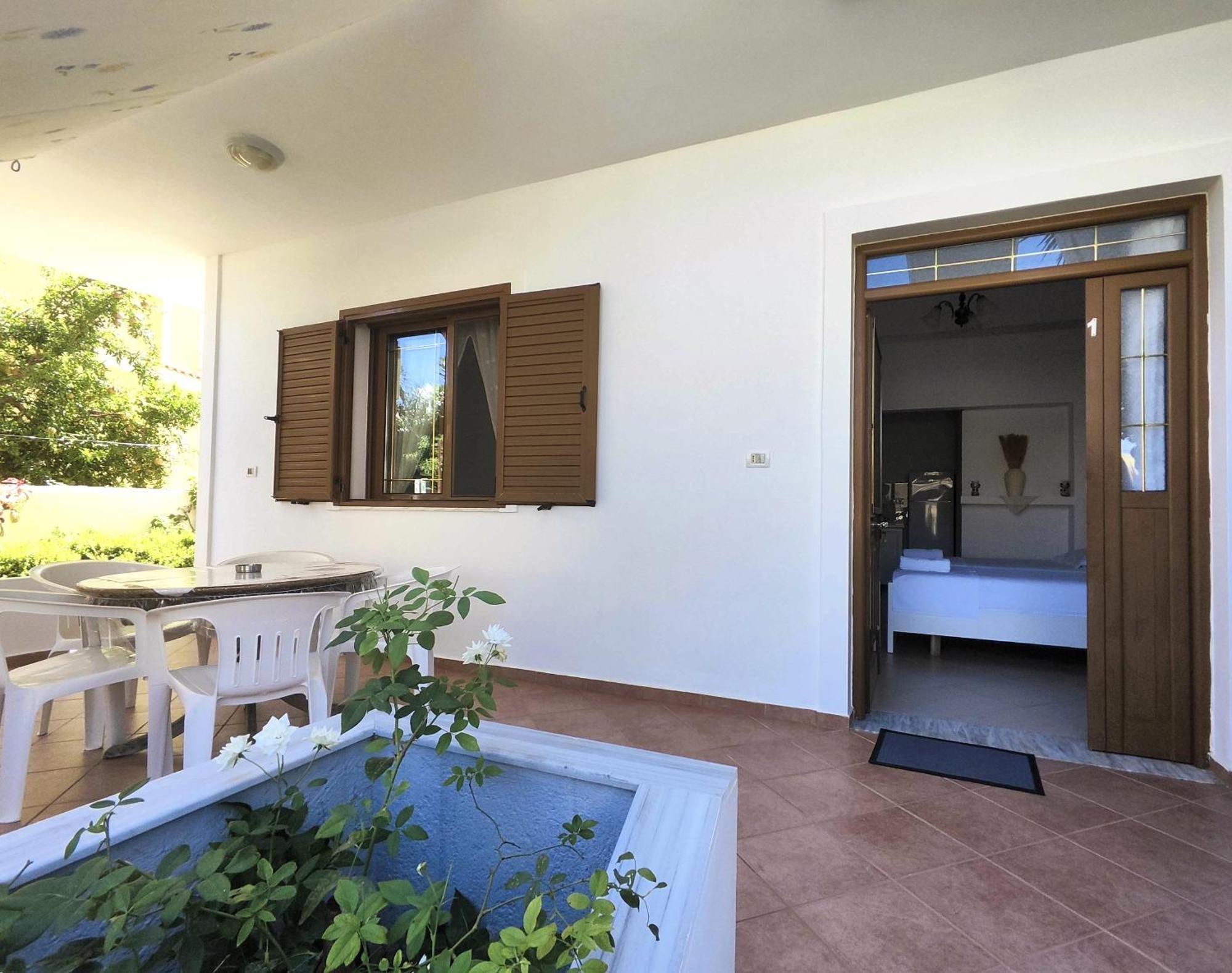 Hola Rooms Ksamil Exterior foto