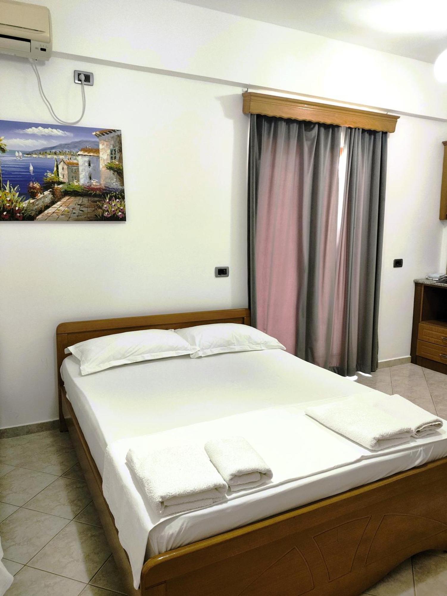 Hola Rooms Ksamil Exterior foto